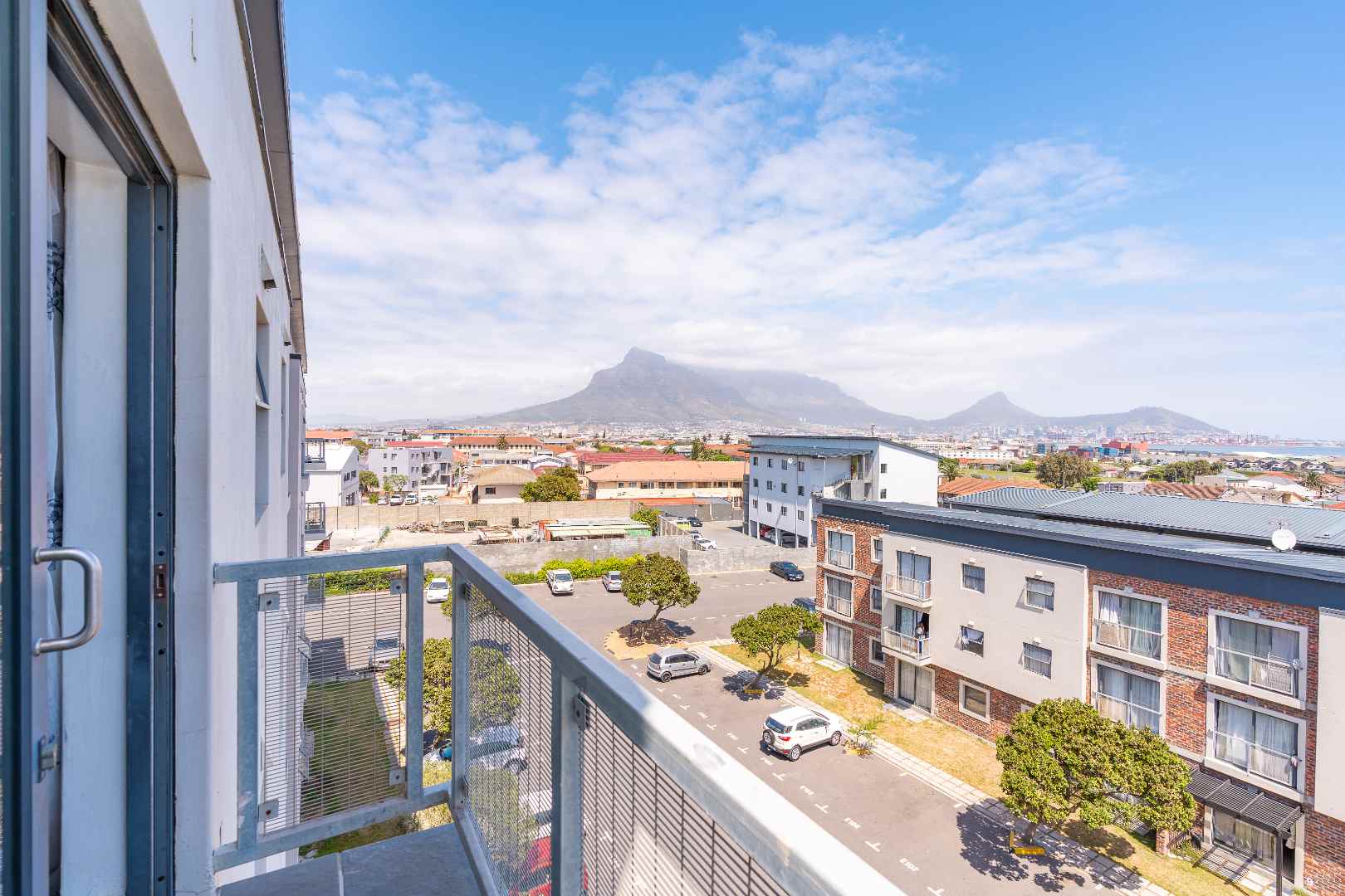 2 Bedroom Property for Sale in Brooklyn Western Cape